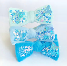 Load image into Gallery viewer, Blue Velvet Headband
