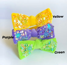 Load image into Gallery viewer, Velvet Headband
